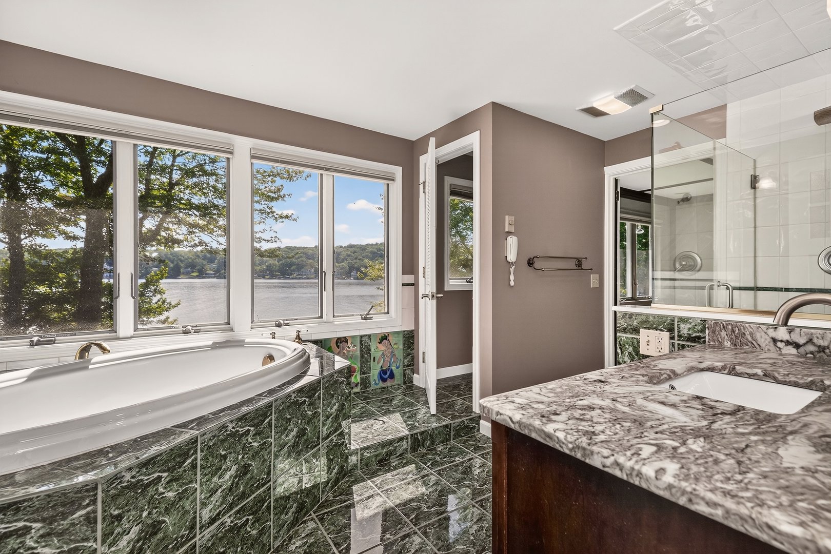 98 Island Trail Photo 20