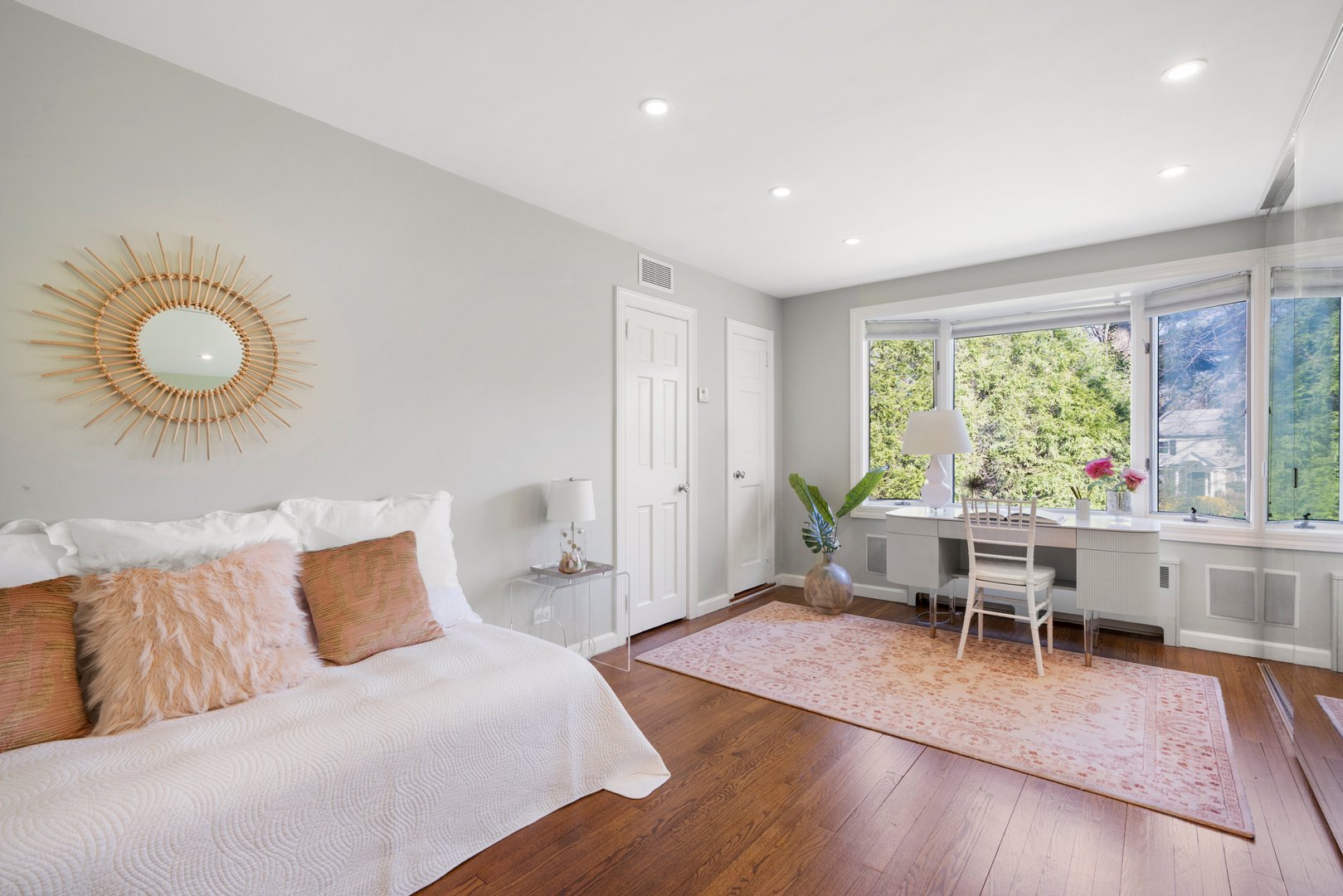 720 Claflin Avenue Photo 21