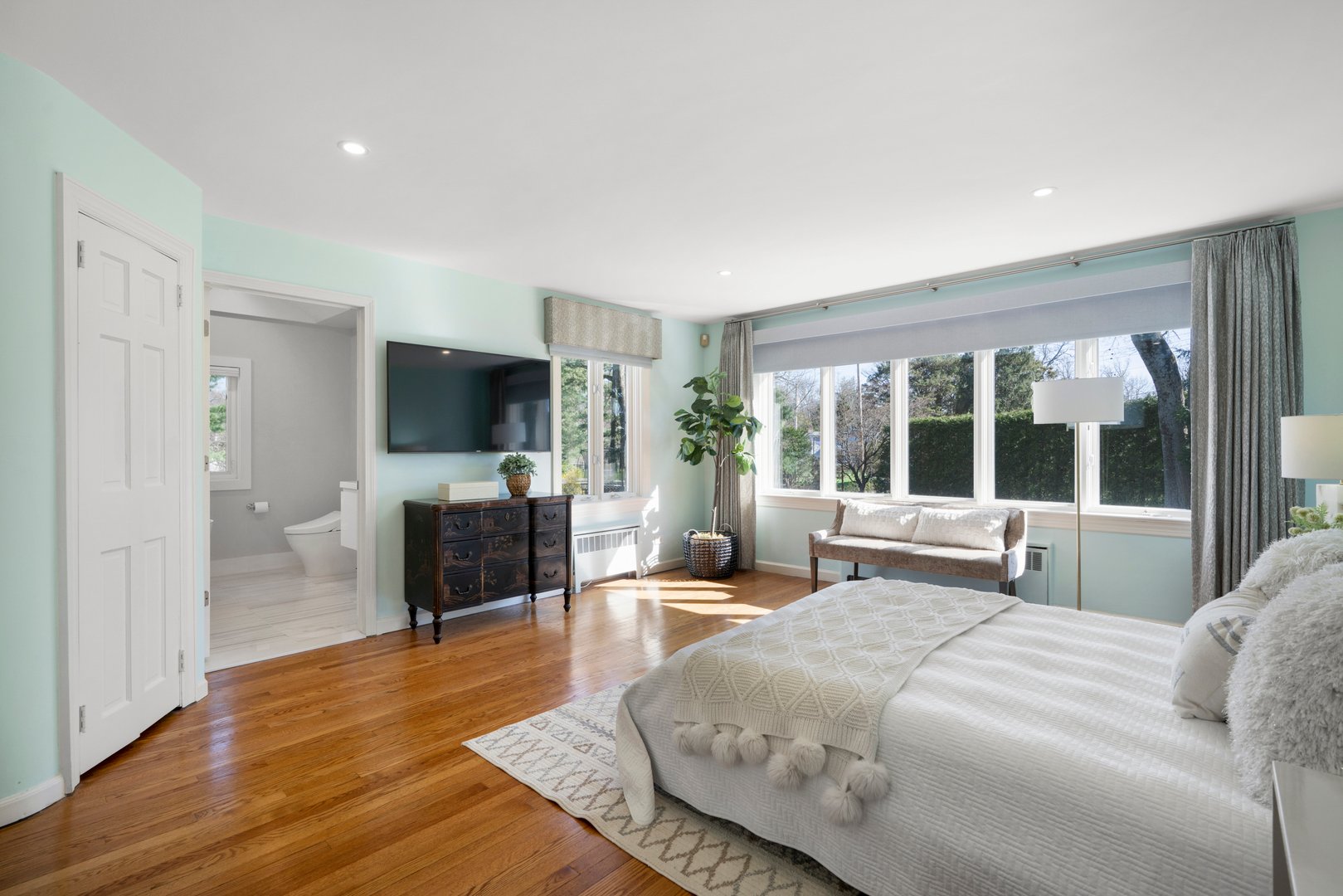 720 Claflin Avenue Photo 25