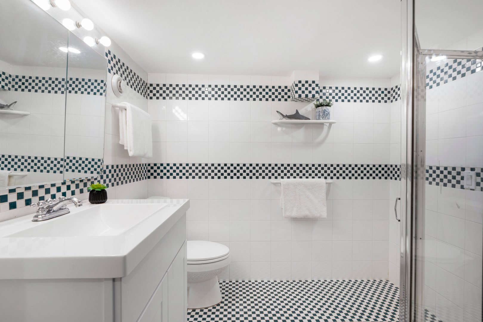 720 Claflin Avenue Photo 42