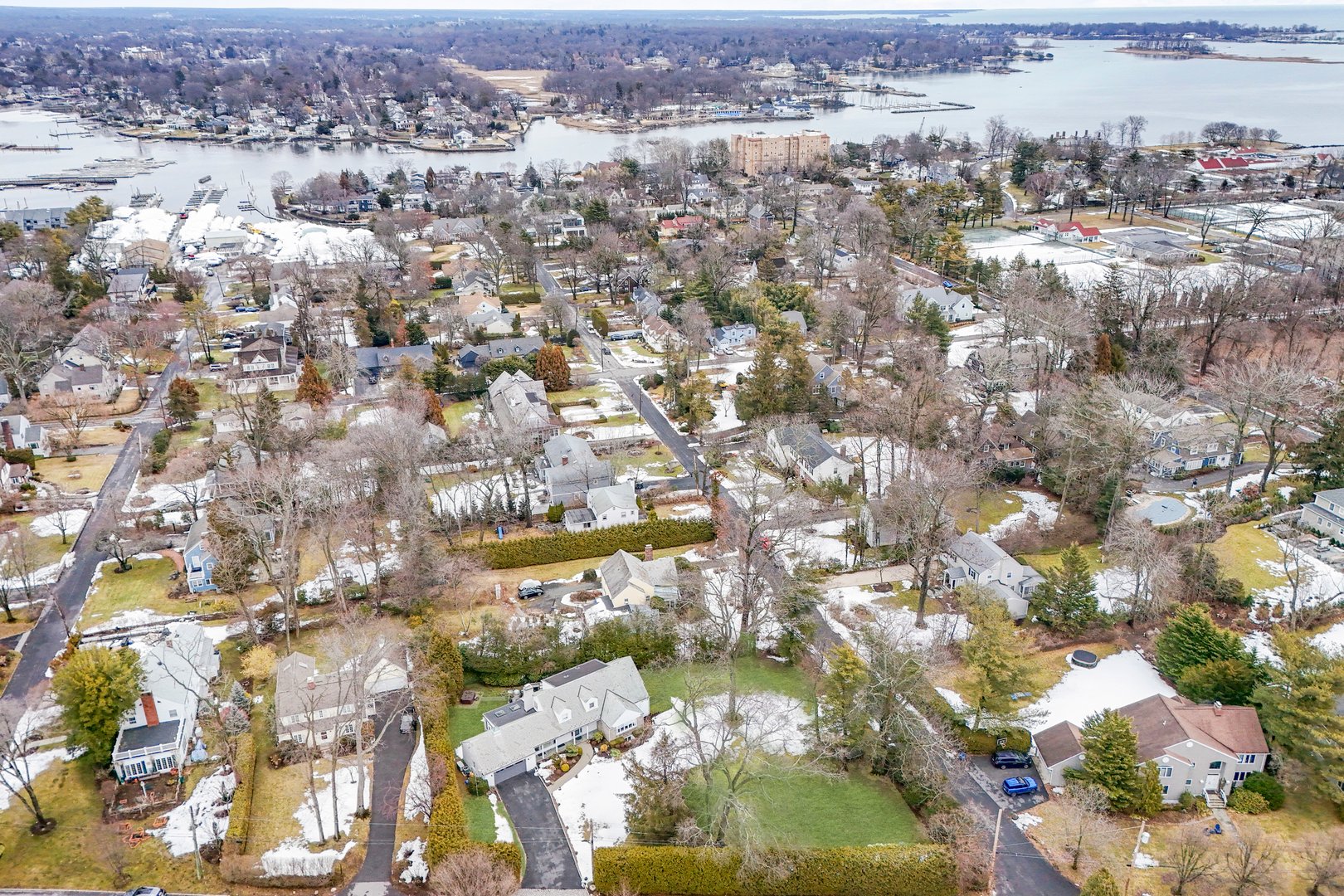 720 Claflin Avenue Photo 46