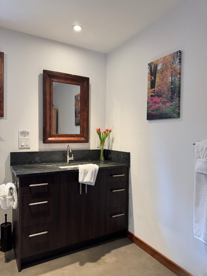 6 Kubish Road Photo 17