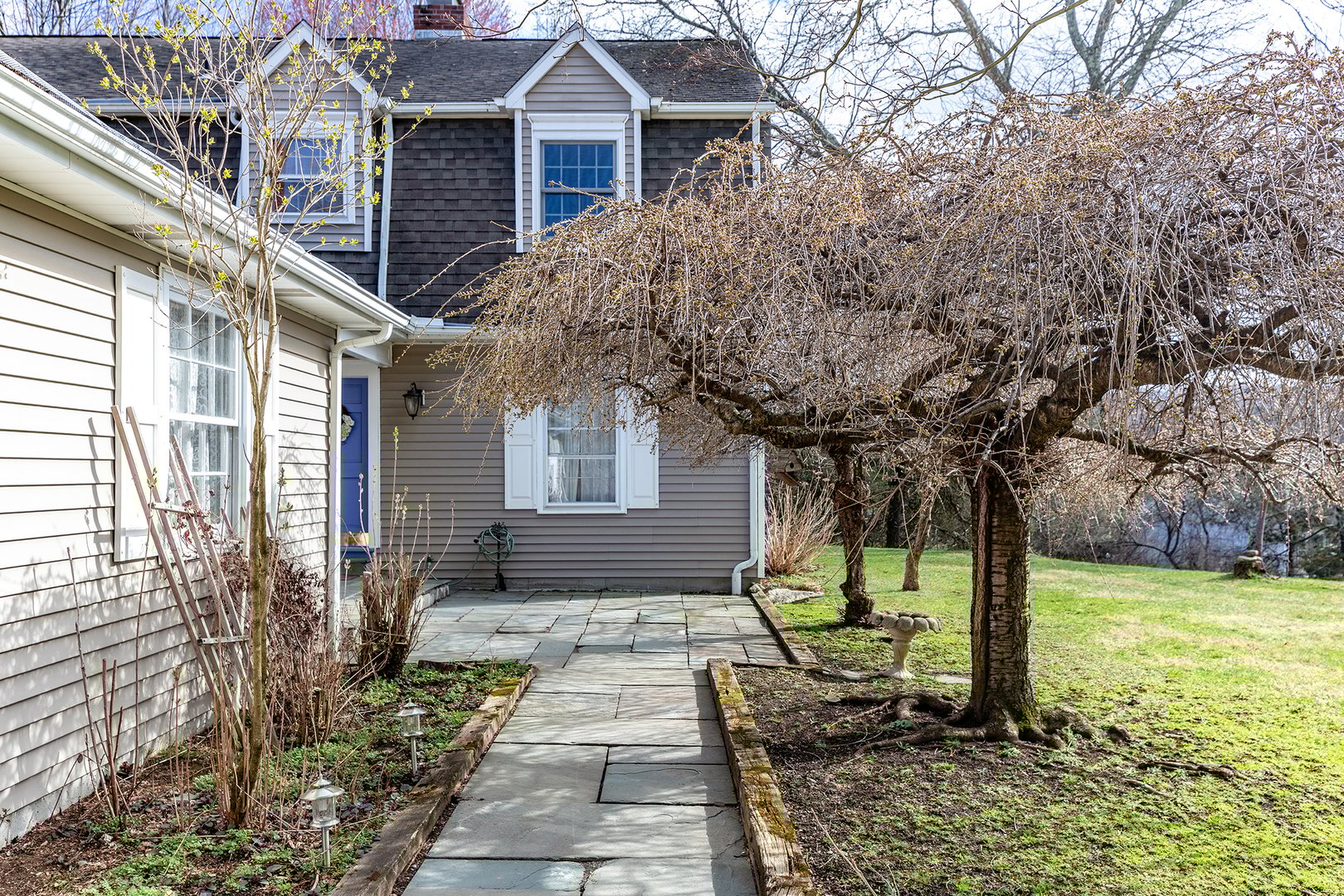 12 Quaker Ridge Road Photo 2