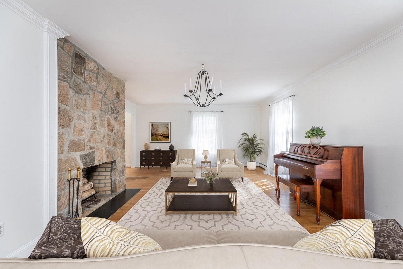 12 Quaker Ridge Road Photo 9