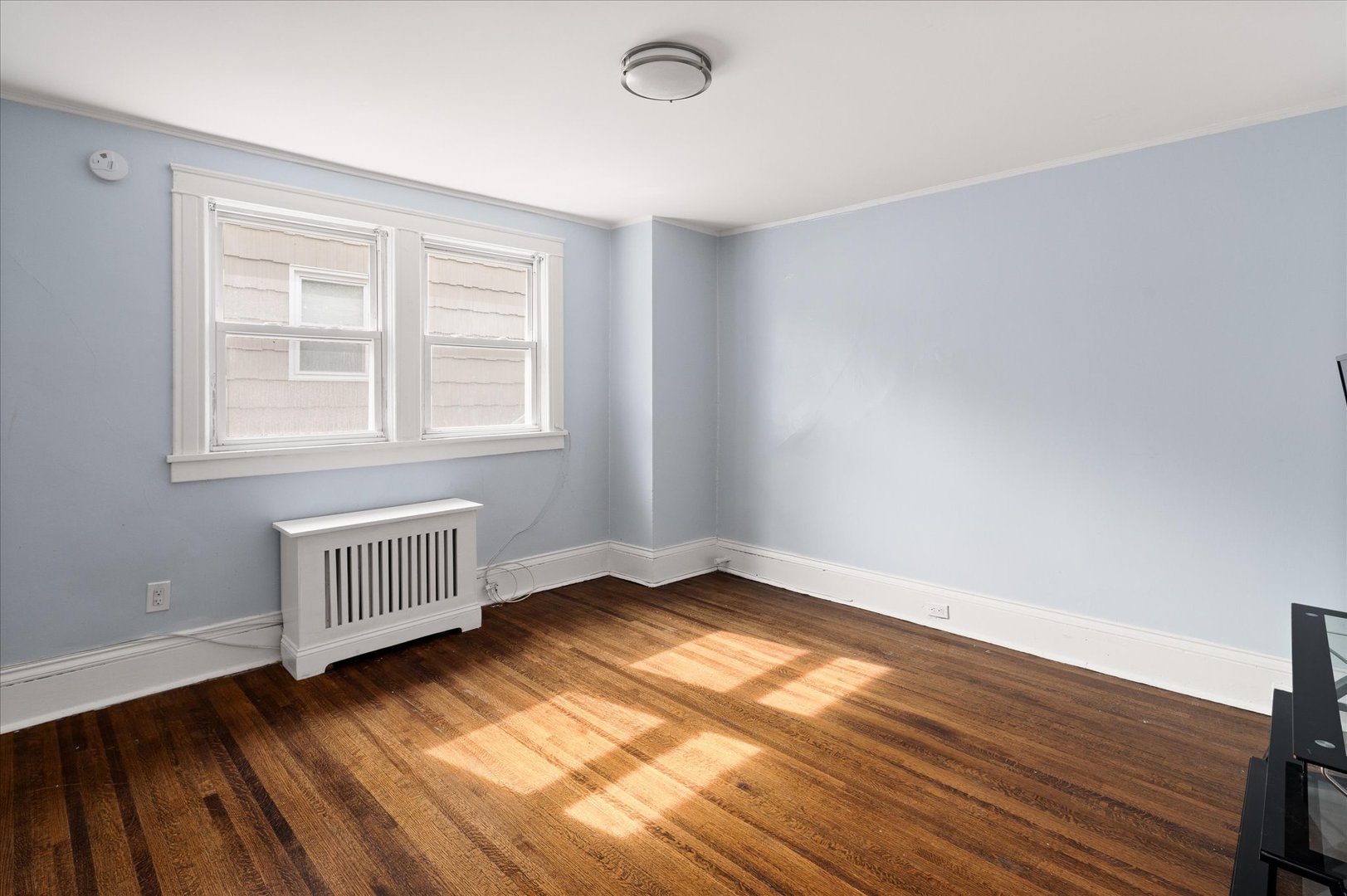 737 Bradley Street Photo 21