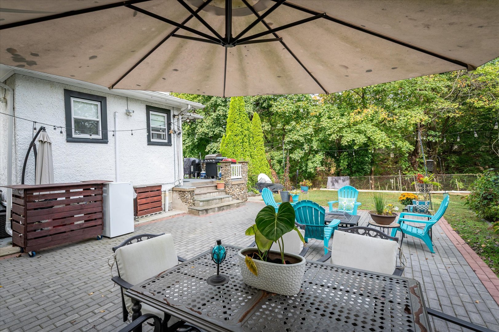 737 Bradley Street Photo 28