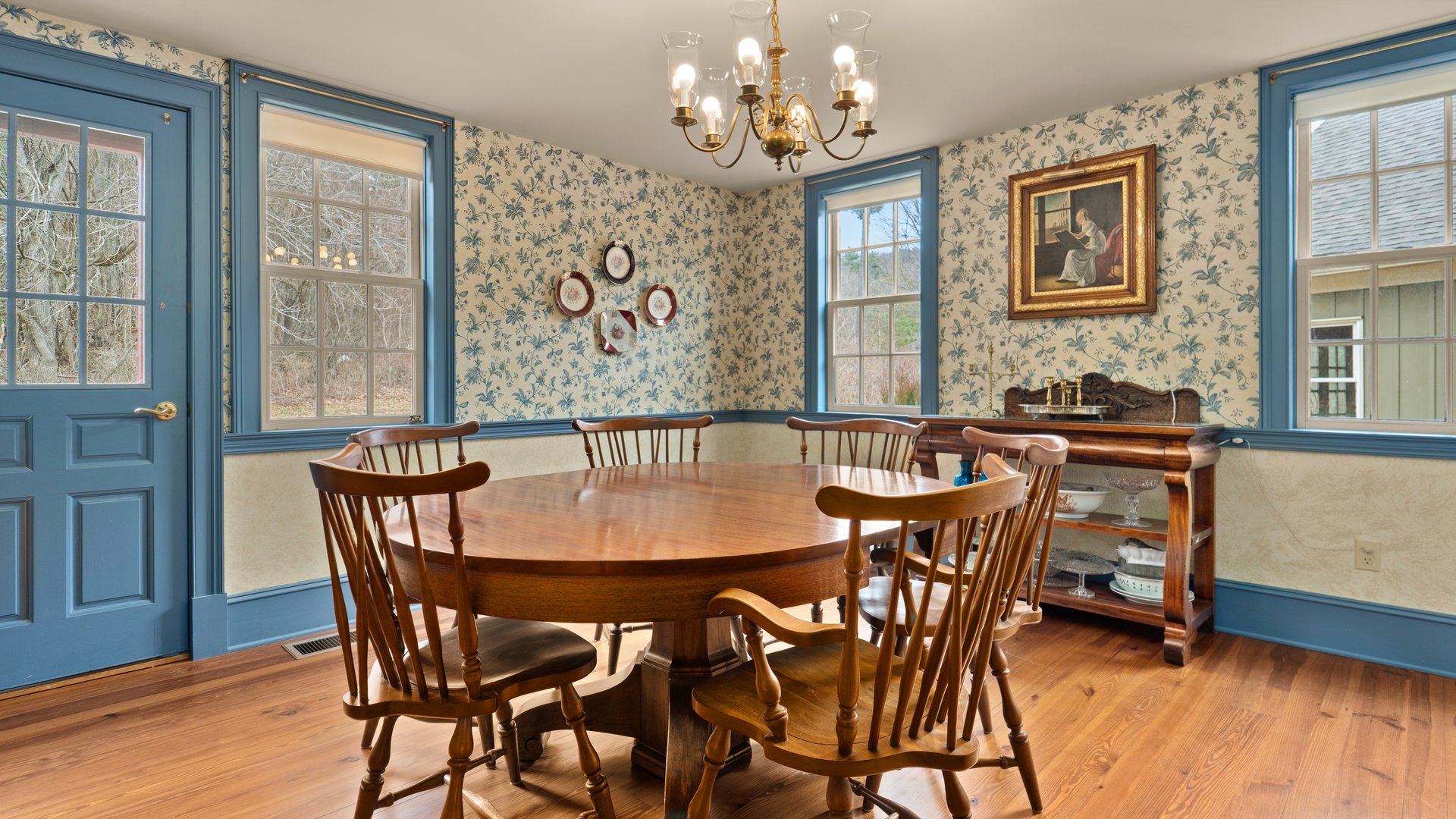 260 Maple Ave Photo 12