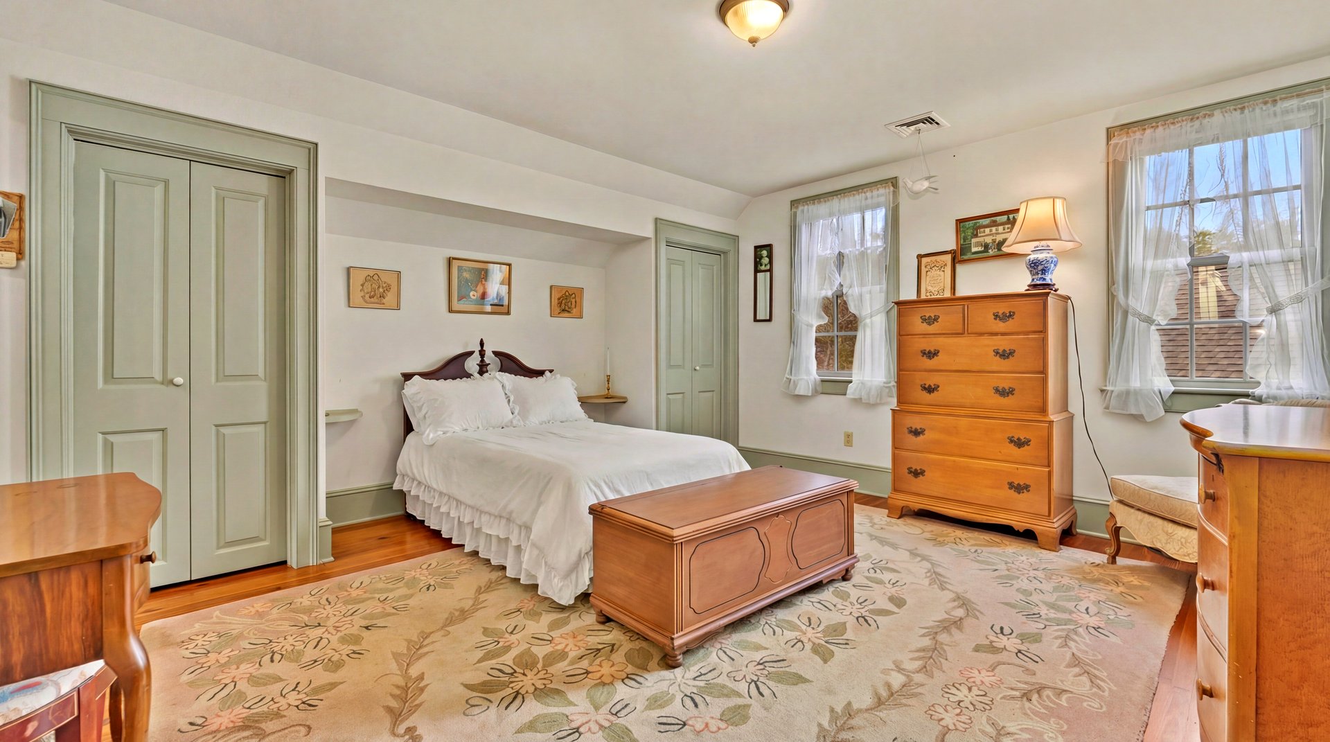 260 Maple Ave Photo 26