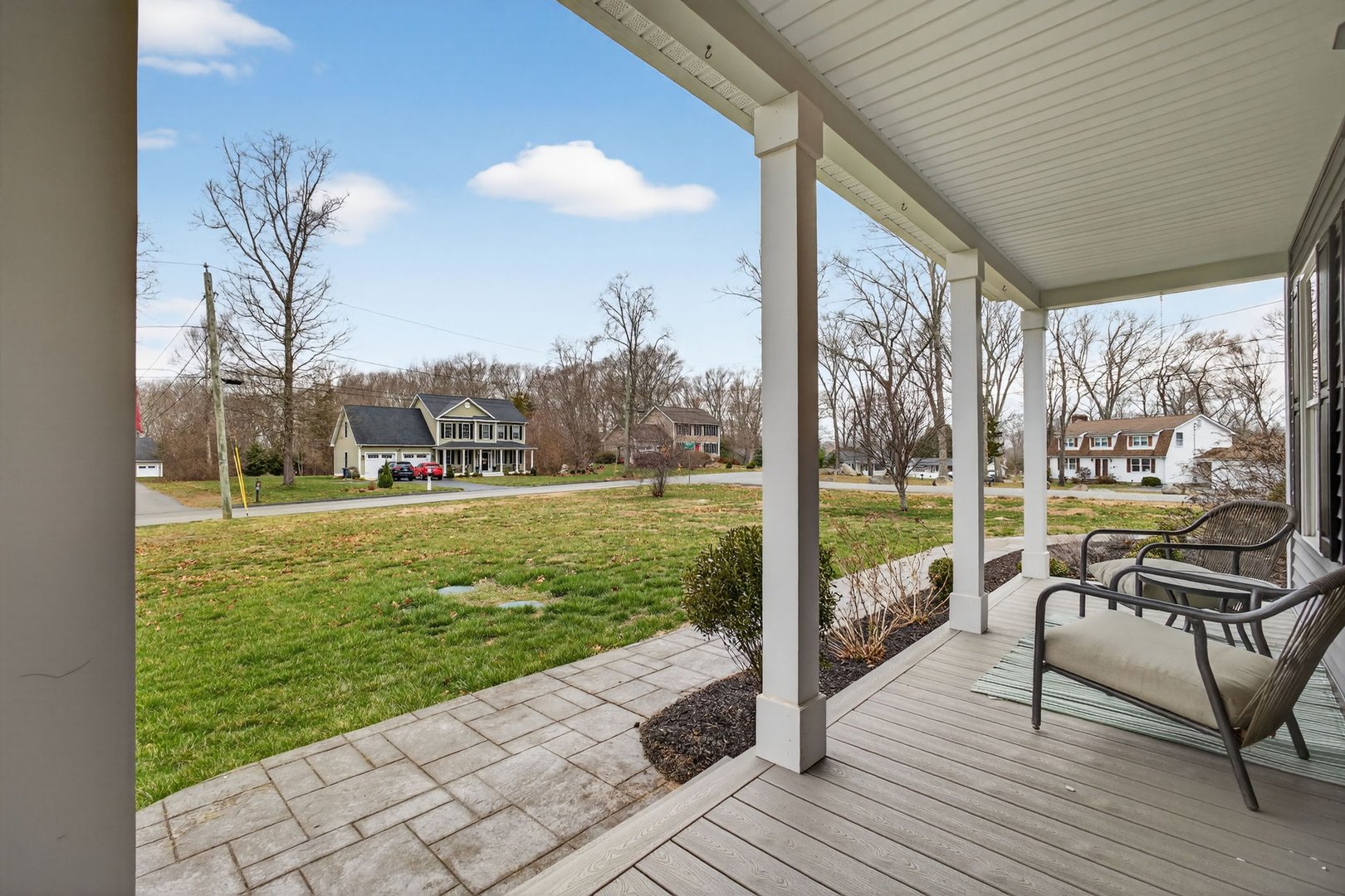 5 Tom Allyn Court Photo 4