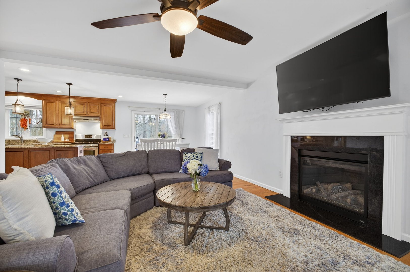 5 Tom Allyn Court Photo 7