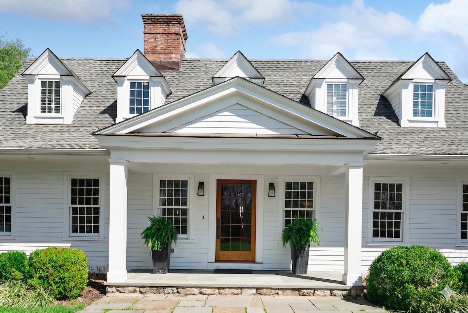 234 Brookside Road Photo 2