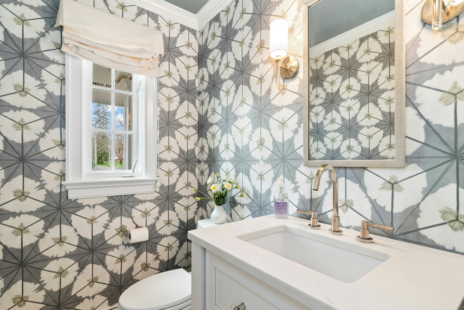 15 Queens Lane Photo 16