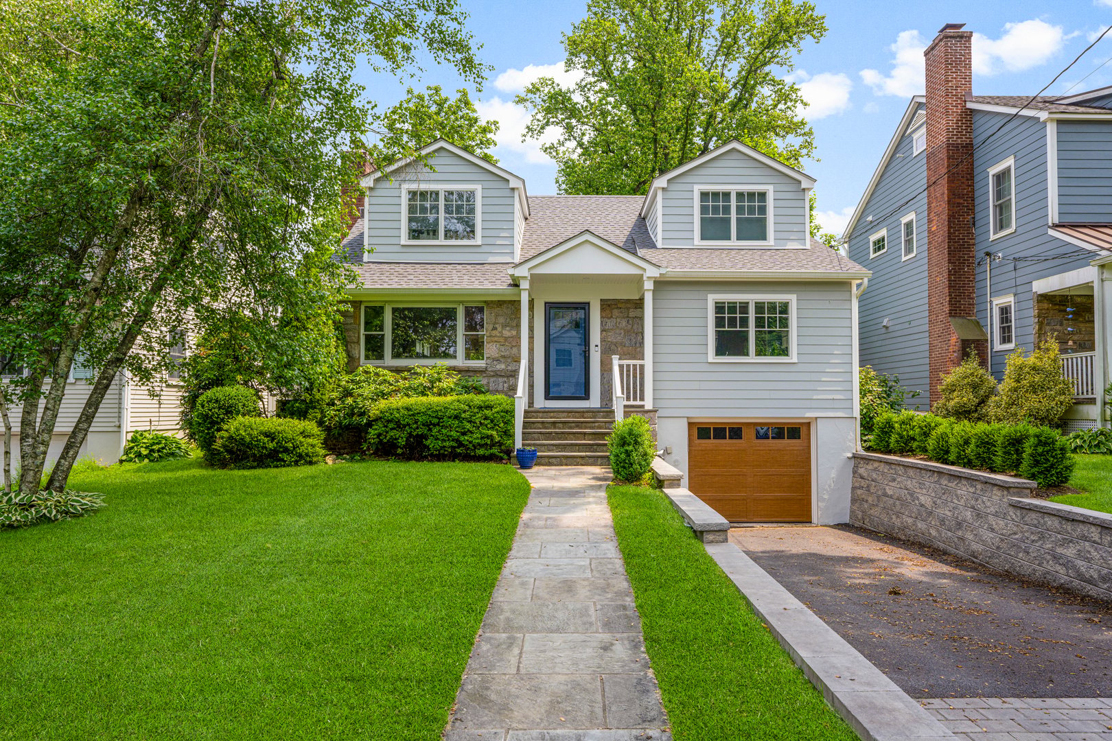 42 Iselin Terrace Photo 2