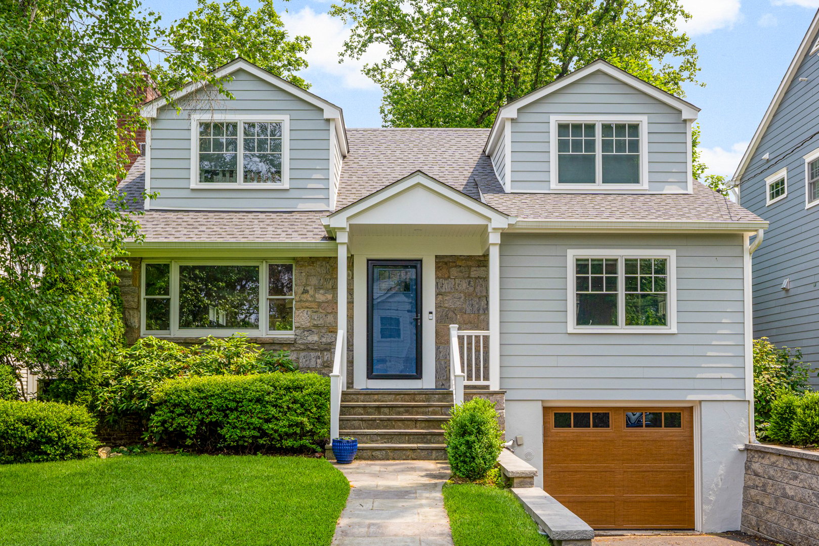 42 Iselin Terrace Photo 1