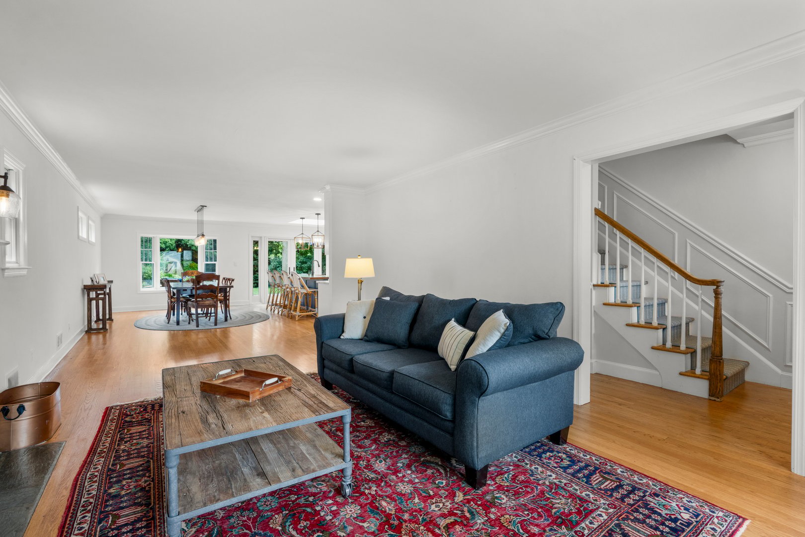42 Iselin Terrace Photo 4
