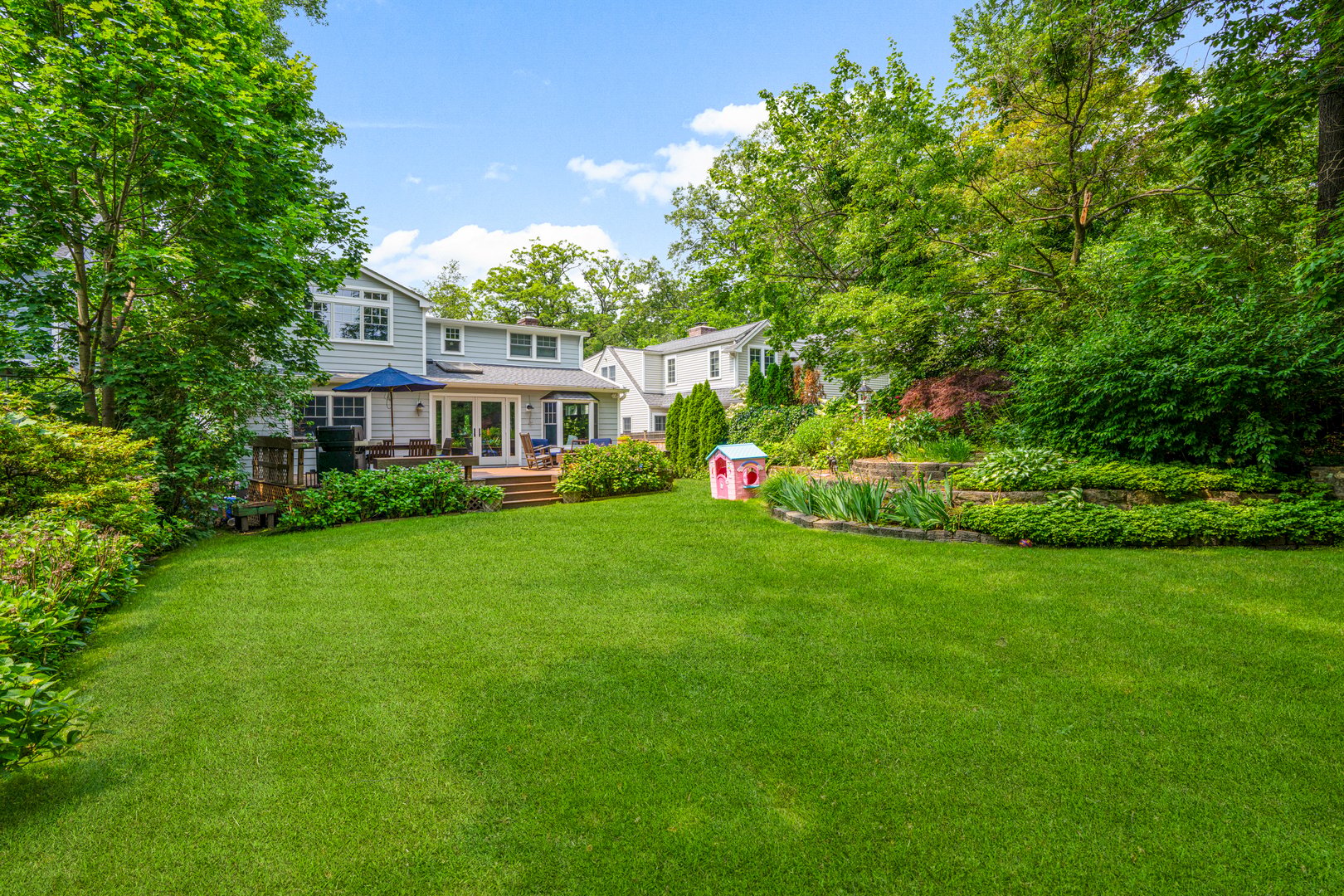 42 Iselin Terrace Photo 28
