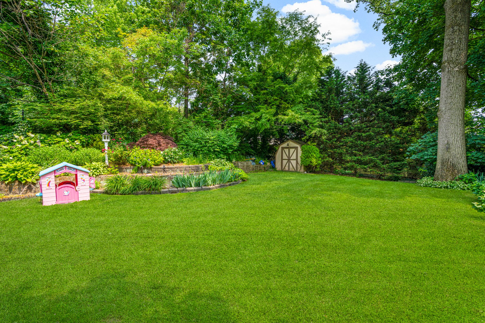 42 Iselin Terrace Photo 29