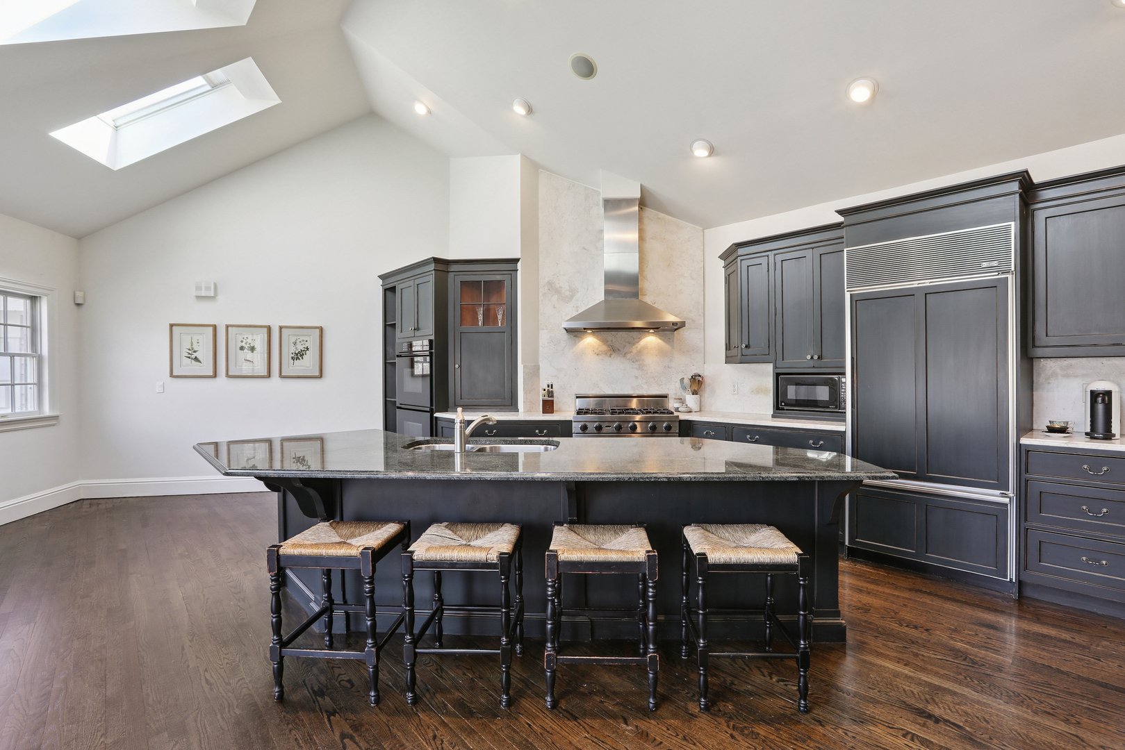 100 Chestnut Hill Road Photo 7