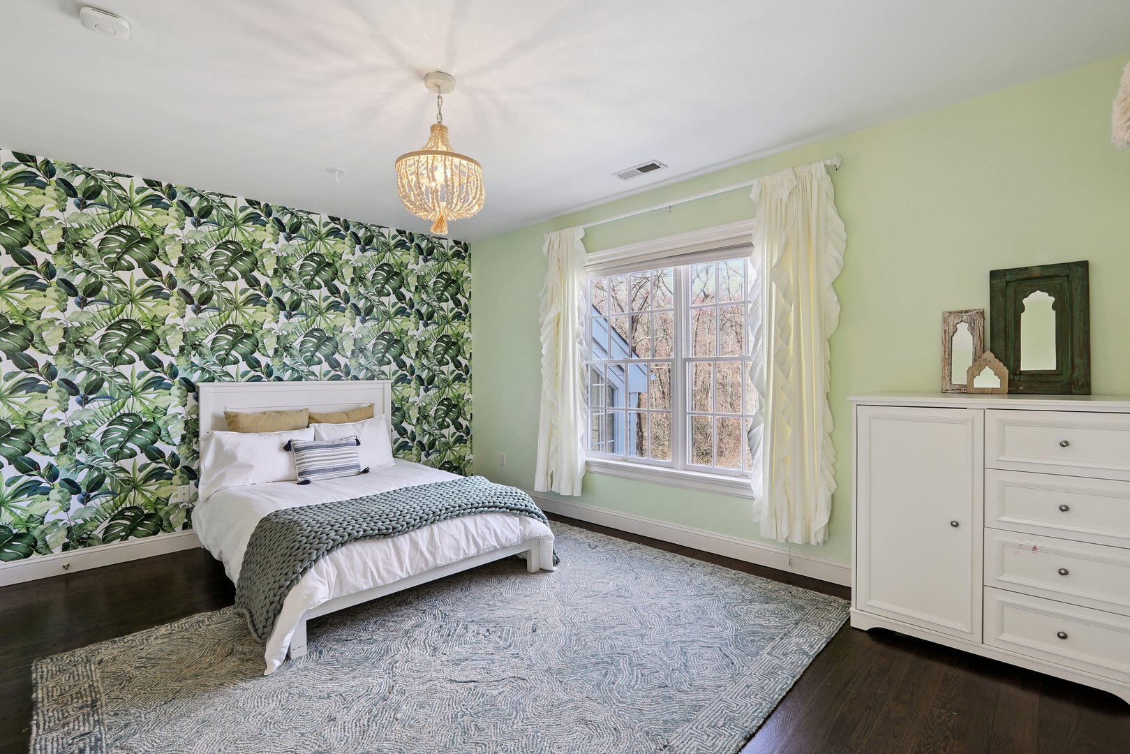 100 Chestnut Hill Road Photo 20