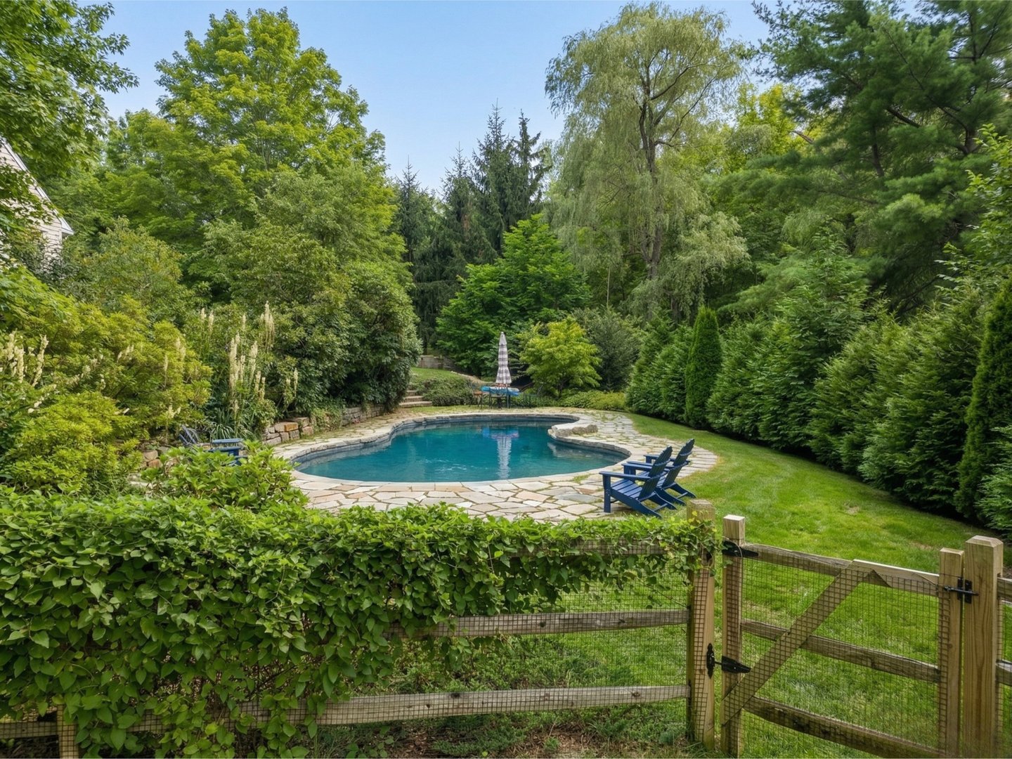 9 Hut Hill Road Photo 2