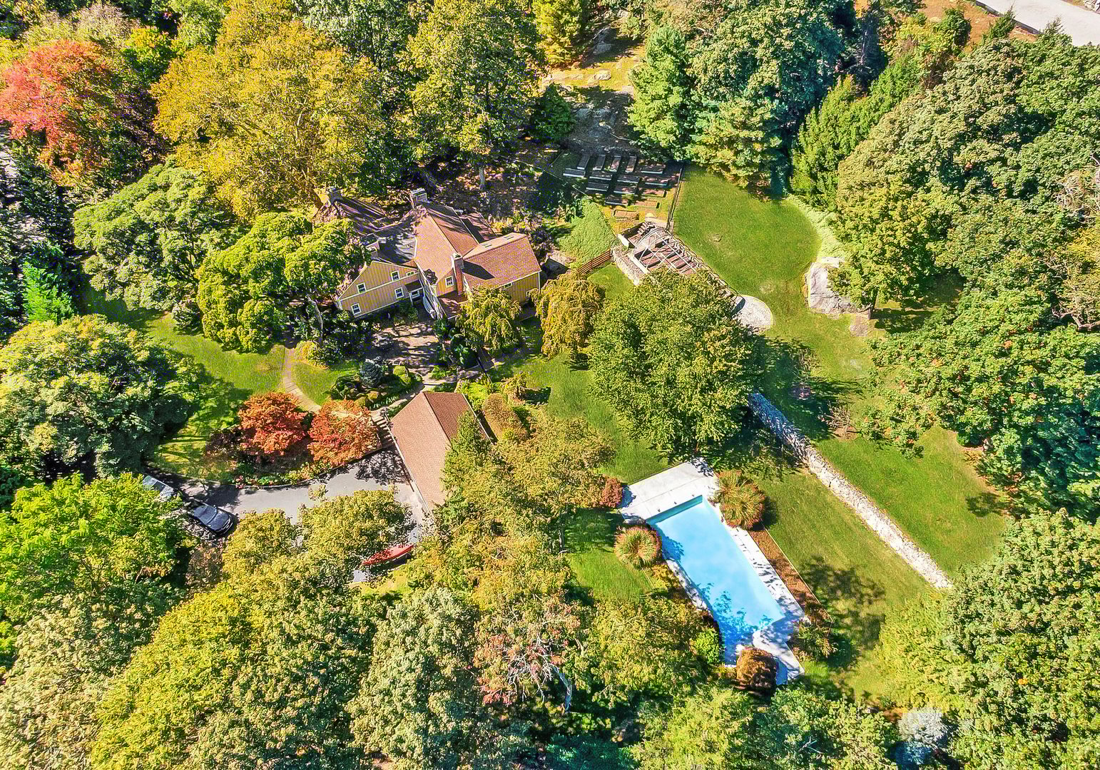 333 W Hartsdale Avenue Photo 2