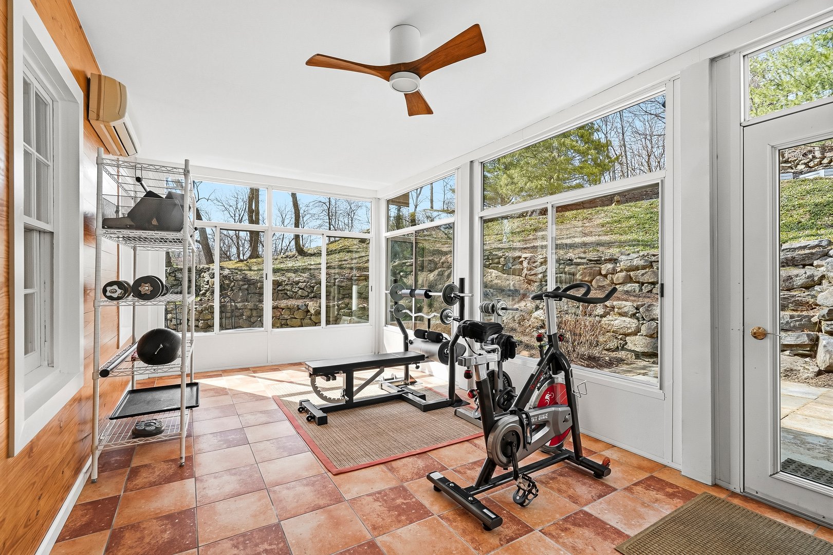 333 W Hartsdale Avenue Photo 21