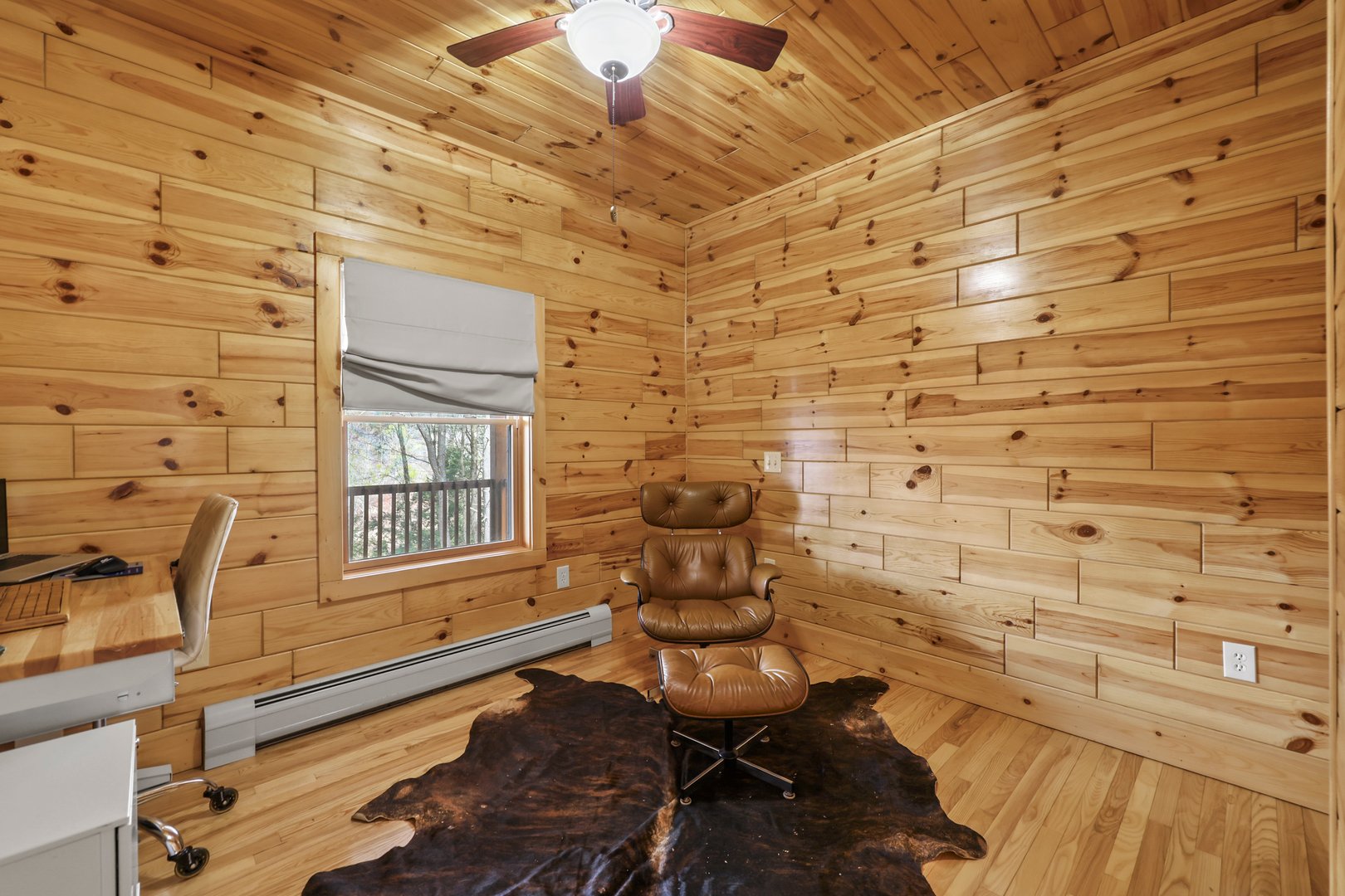 633 E Otis Rd Photo 26