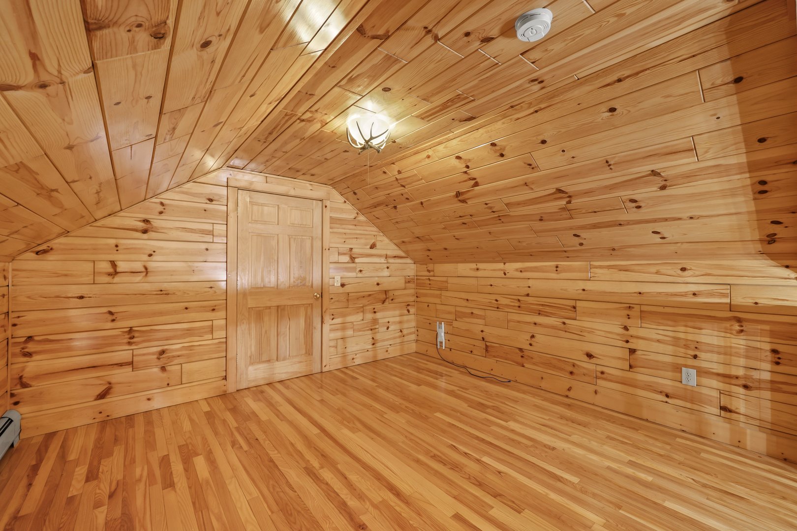 633 E Otis Rd Photo 30