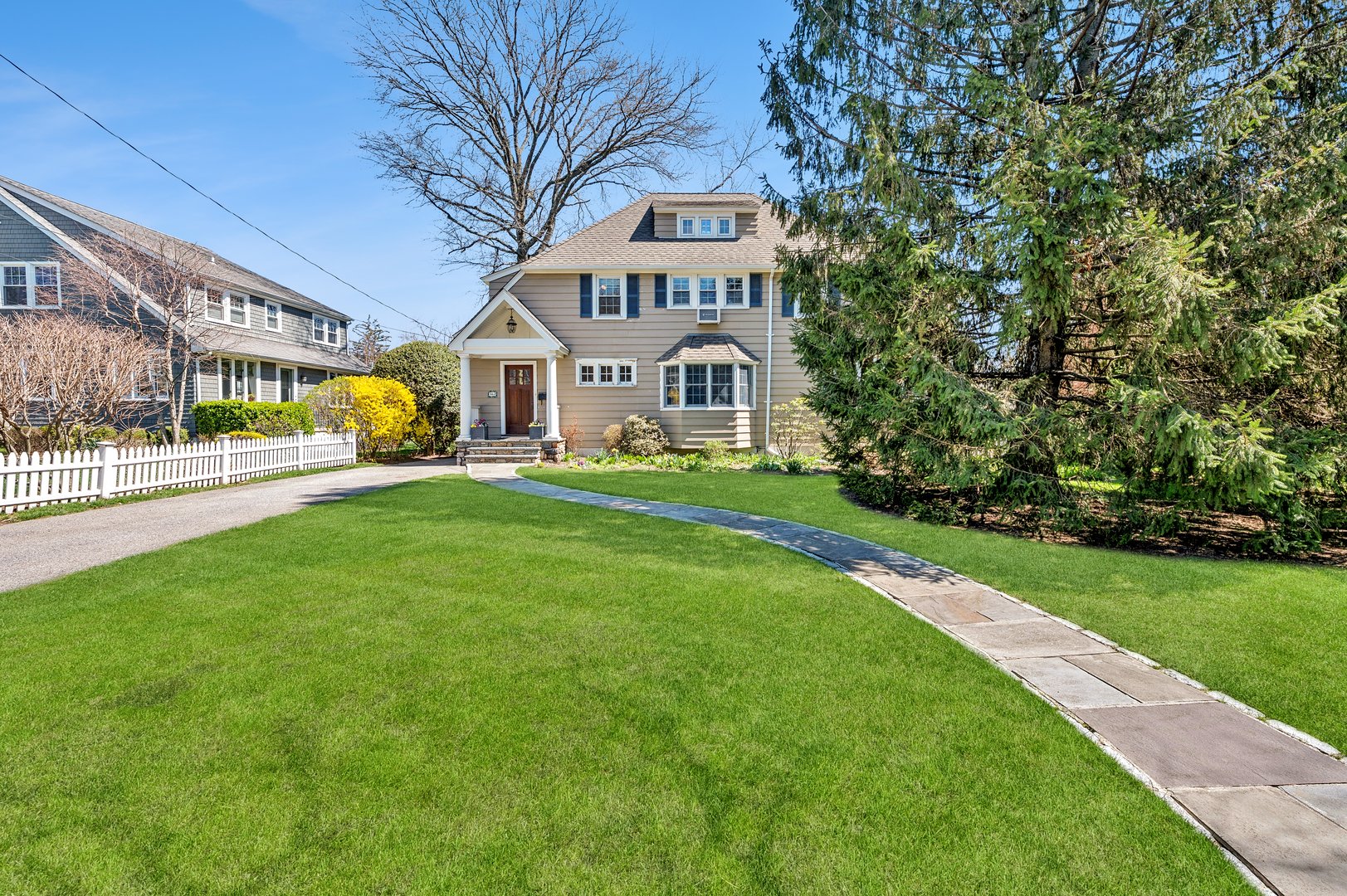 964 Highland Avenue Photo 2