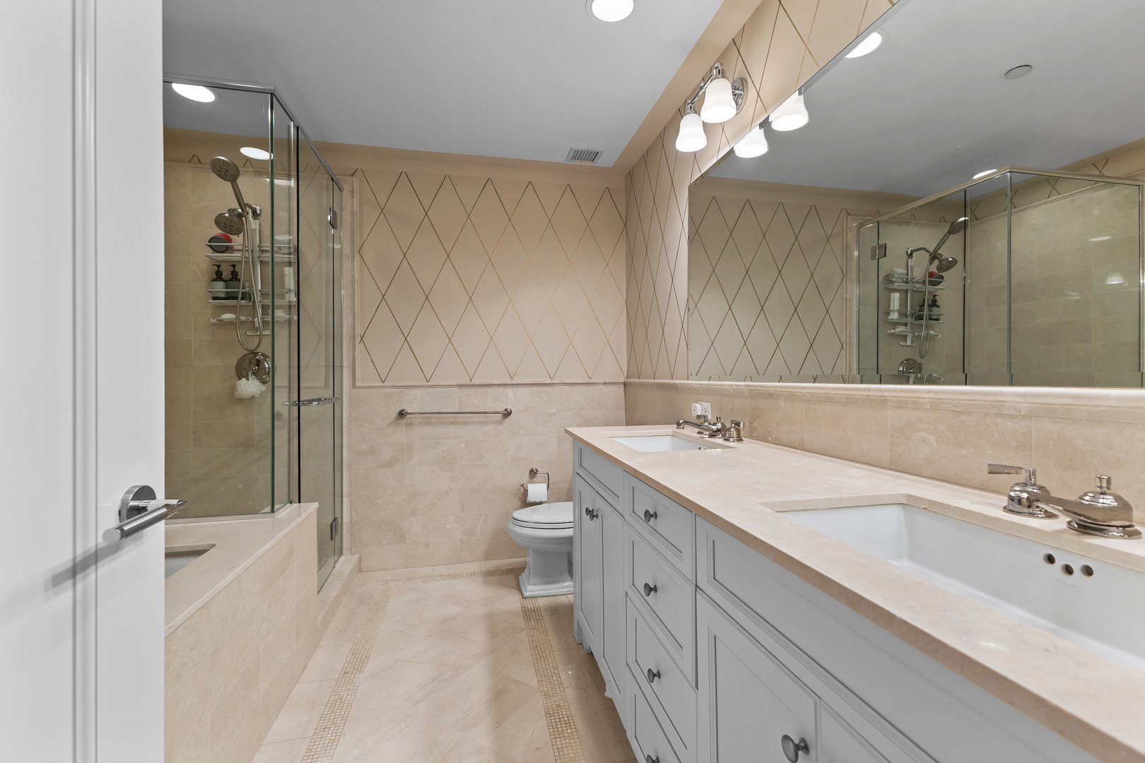 10 City Place  #PH2C Photo 5