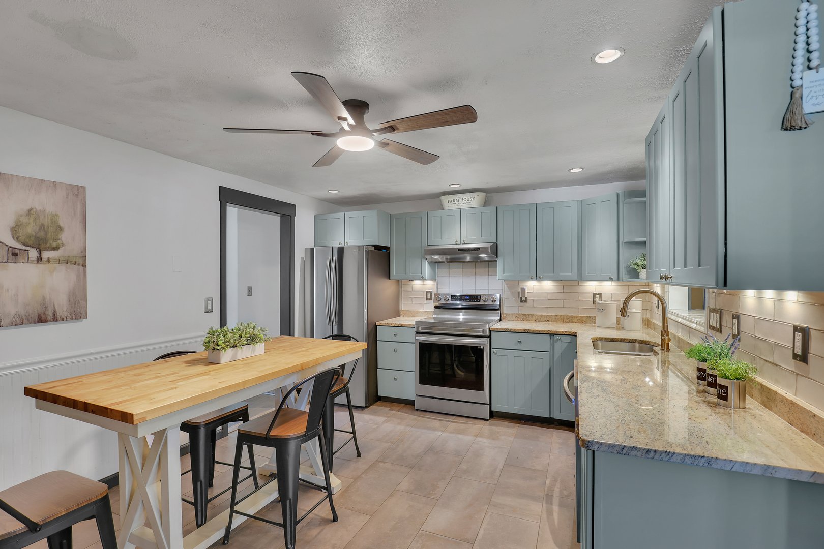 14 Burlwood Drive Photo 5