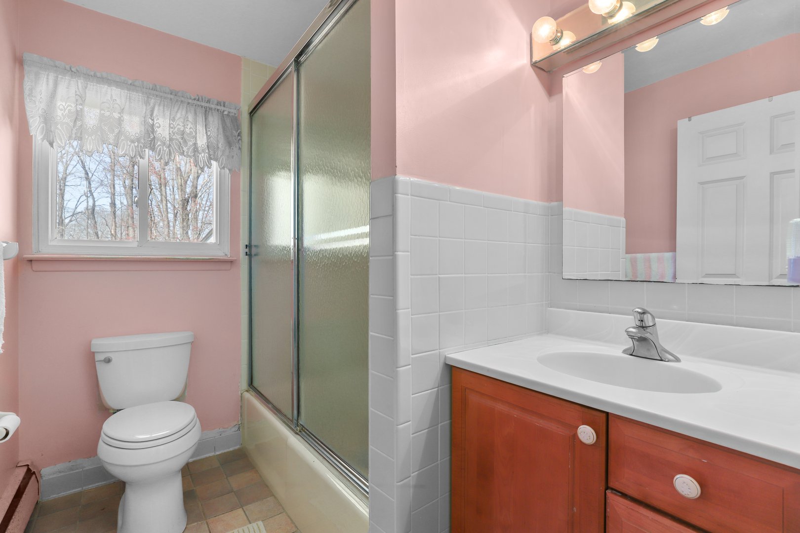 2378 Pine Grove Court Photo 16