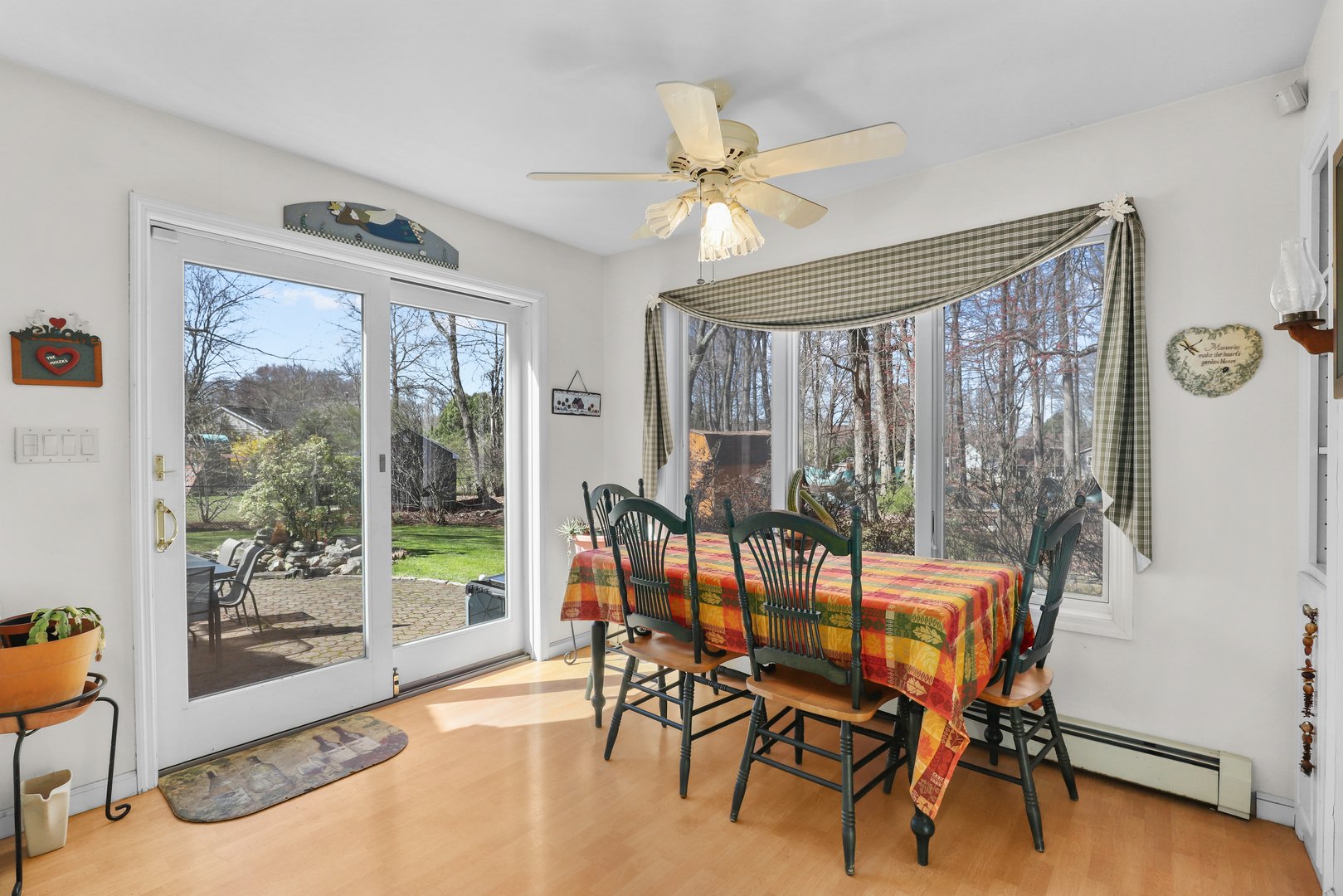 2378 Pine Grove Court Photo 14