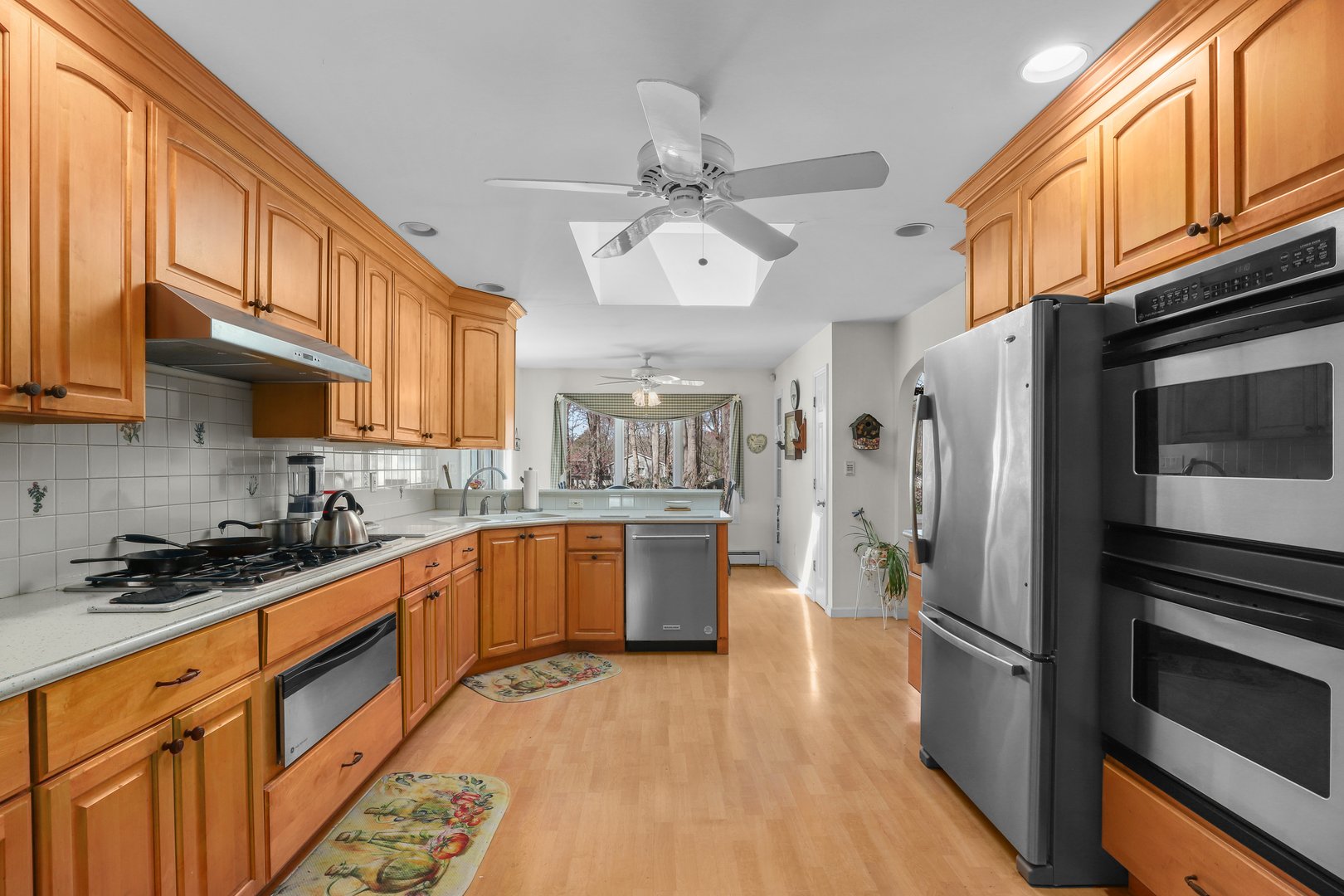 2378 Pine Grove Court Photo 11