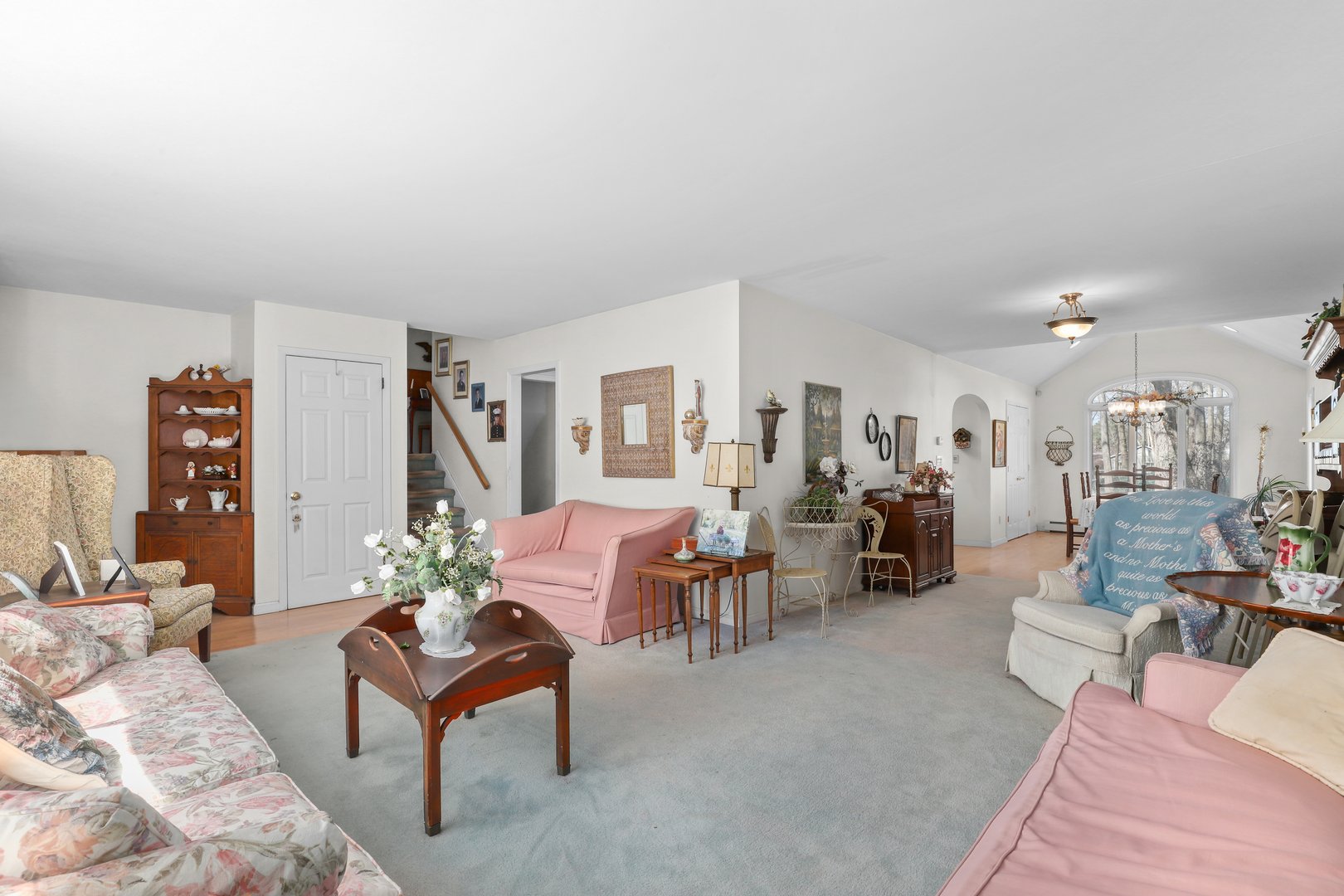 2378 Pine Grove Court Photo 6