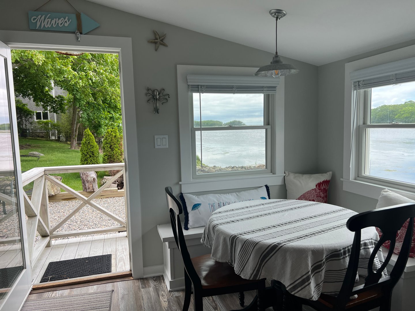 61 Old Black Point Road Photo 11