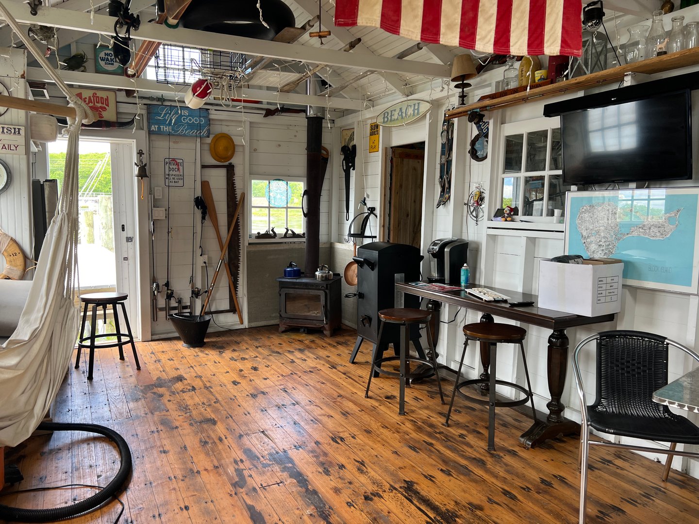 61 Old Black Point Road Photo 23