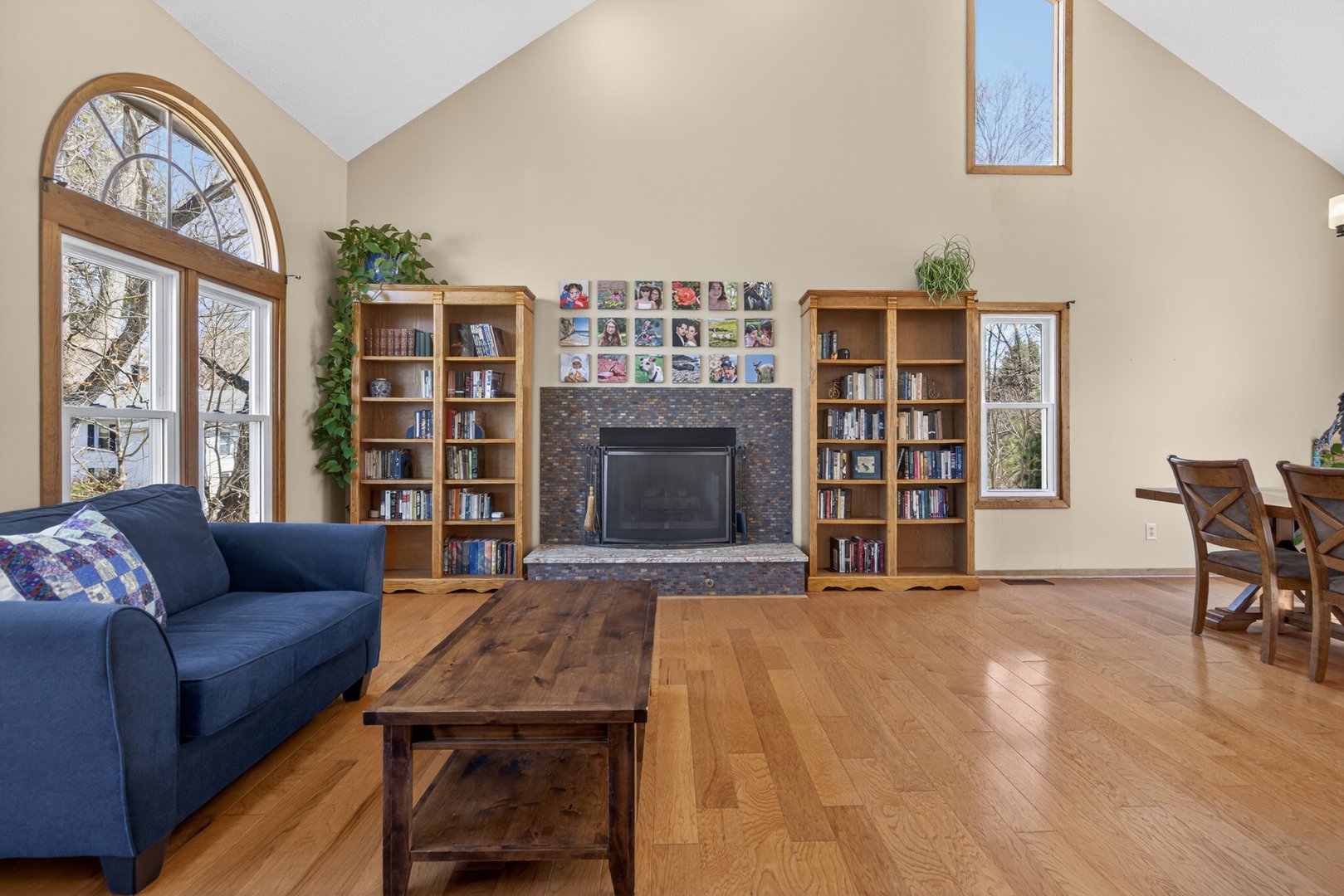 206 West Todd Street Photo 4