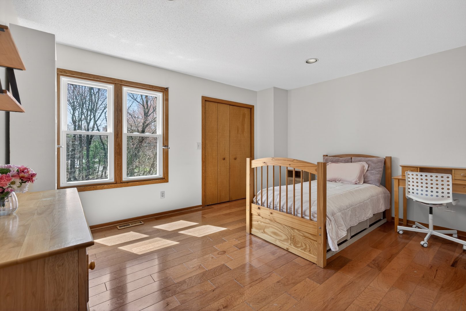 206 West Todd Street Photo 9