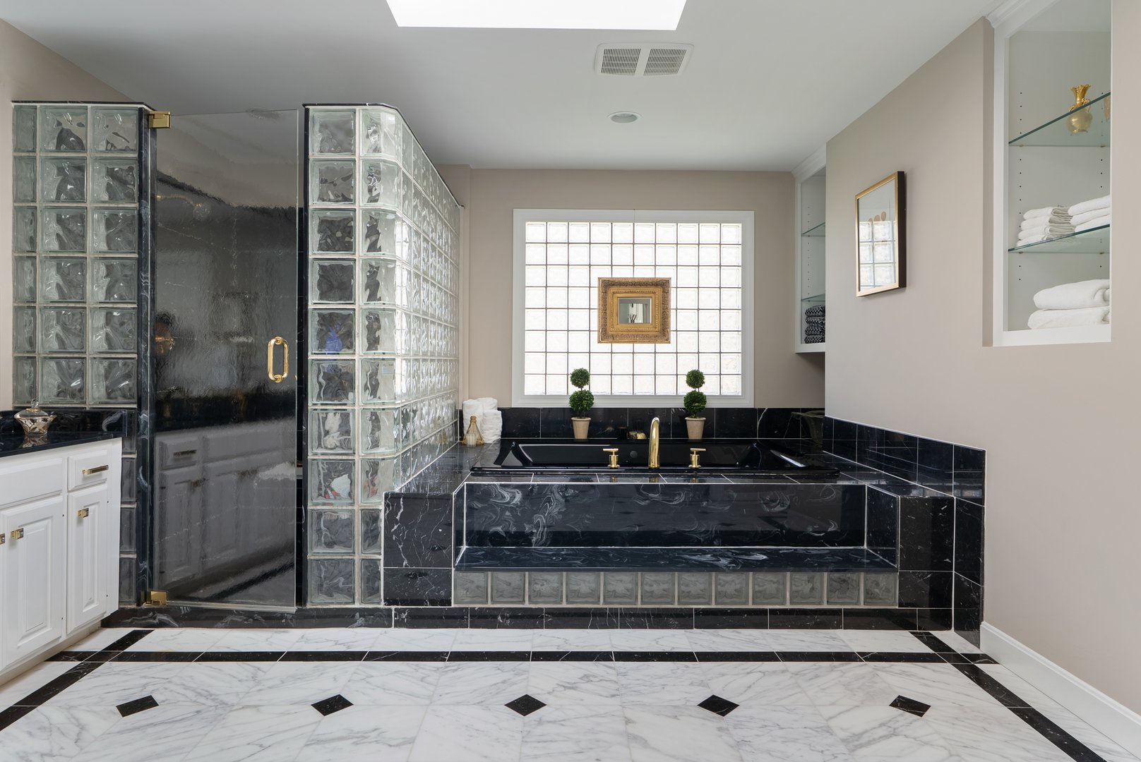 57 Thistledown Photo 21