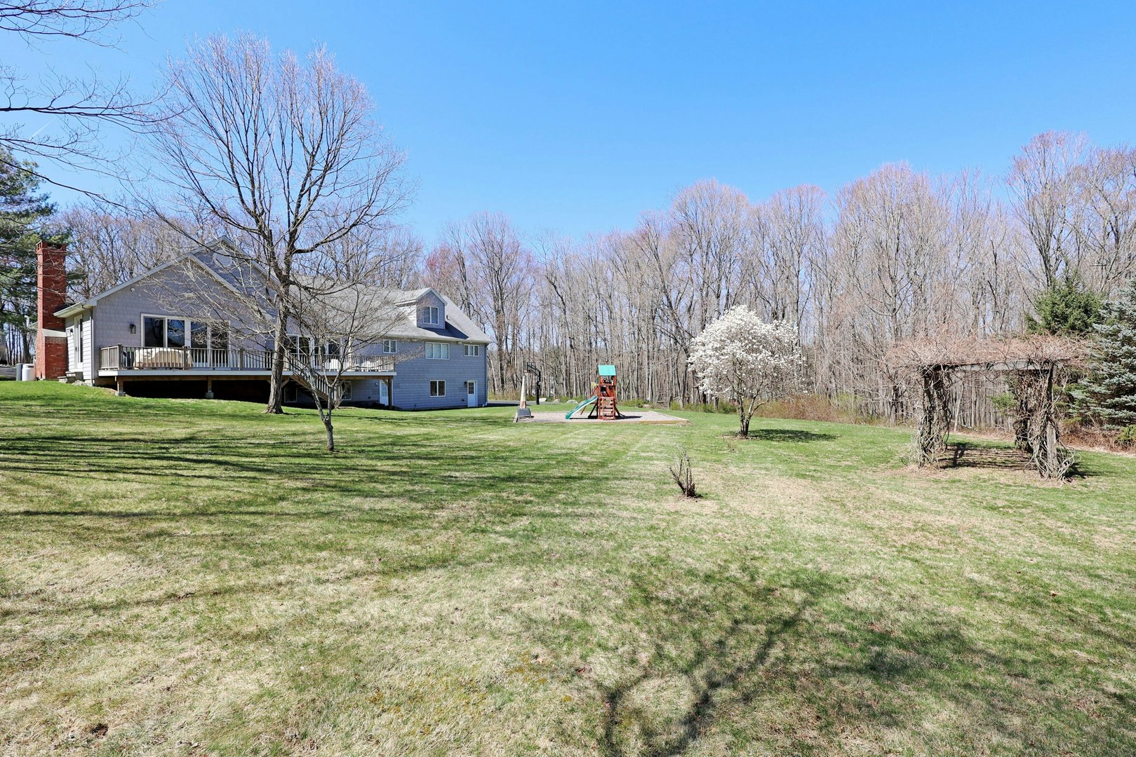 15 Dayton Road Photo 6