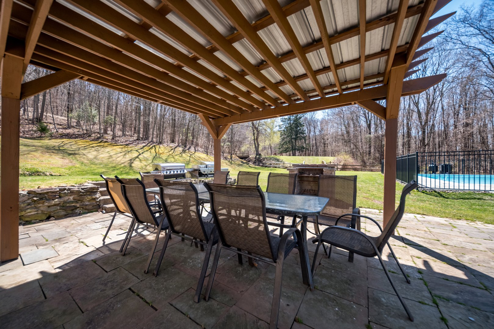 408-r Stage Coach Road Photo 23