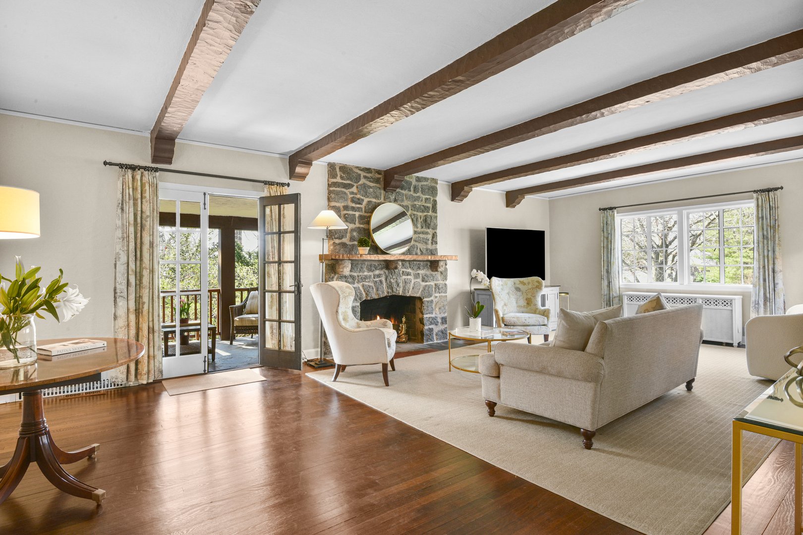 79 Mountain Avenue Photo 14