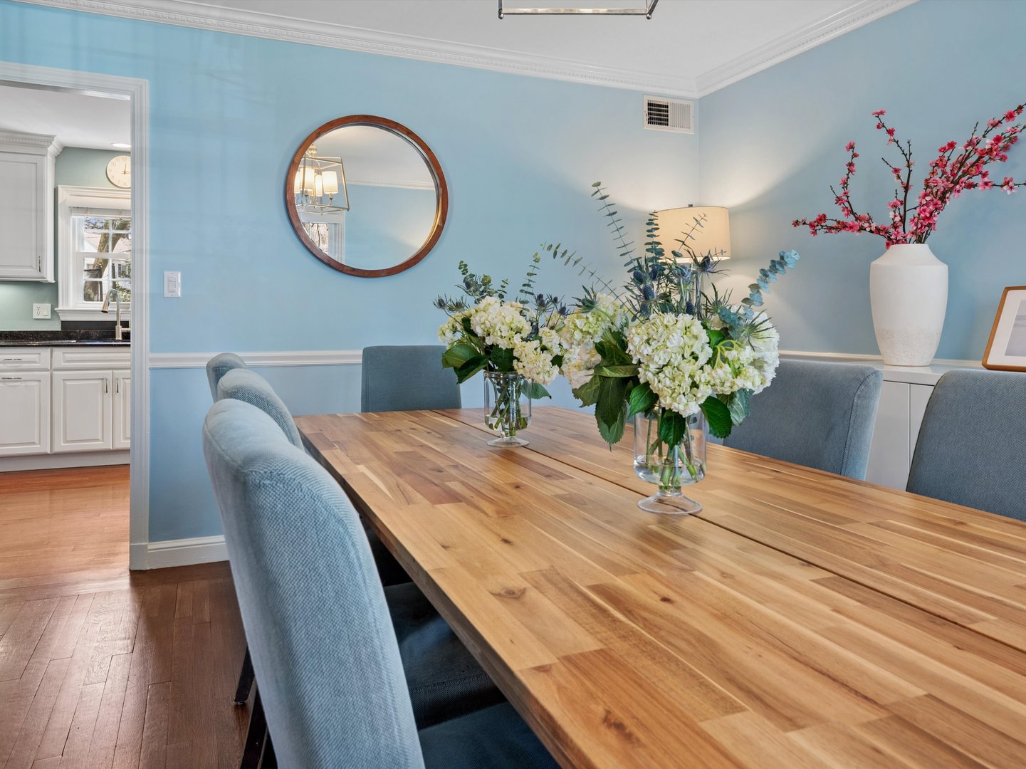 195 Central Parkway Photo 12