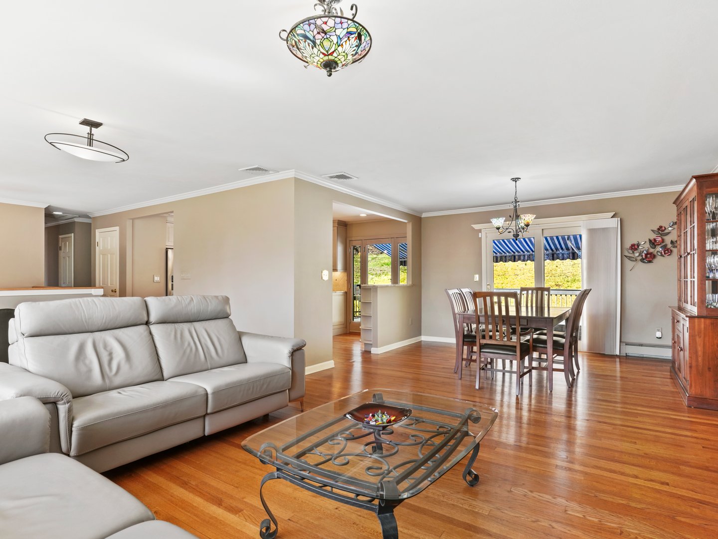 548 Howellton Road Photo 7