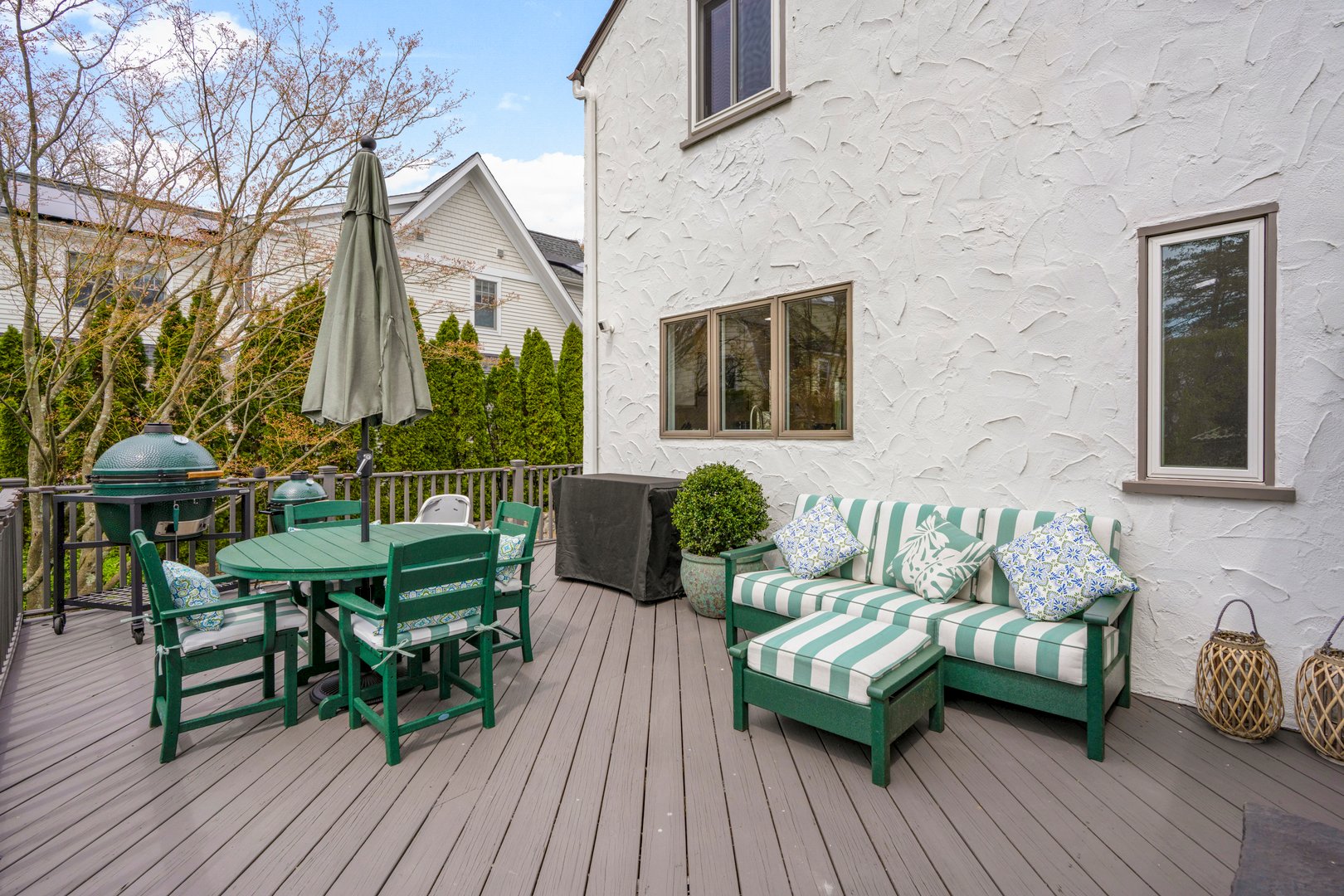 200 Larchmont Avenue Photo 33