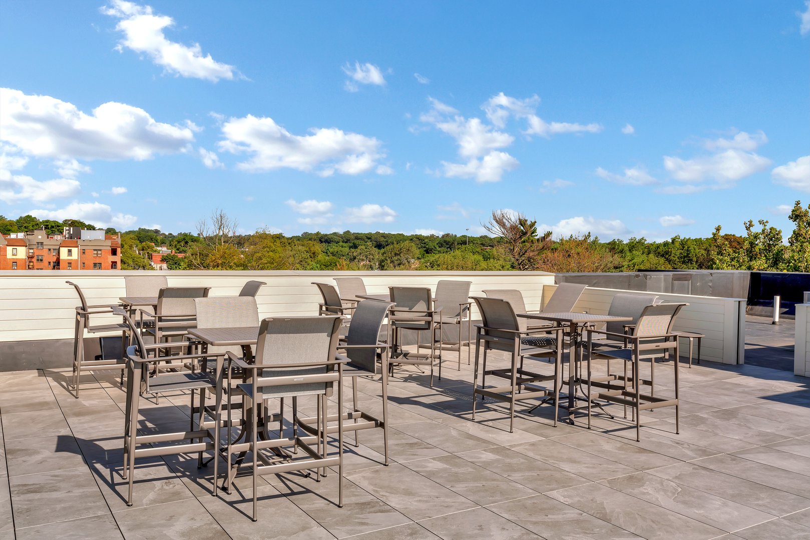 8 Boulevard W  #Penthouse 1 Photo 11