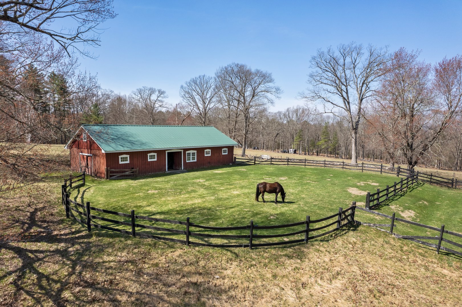 127 Steele Road Photo 2