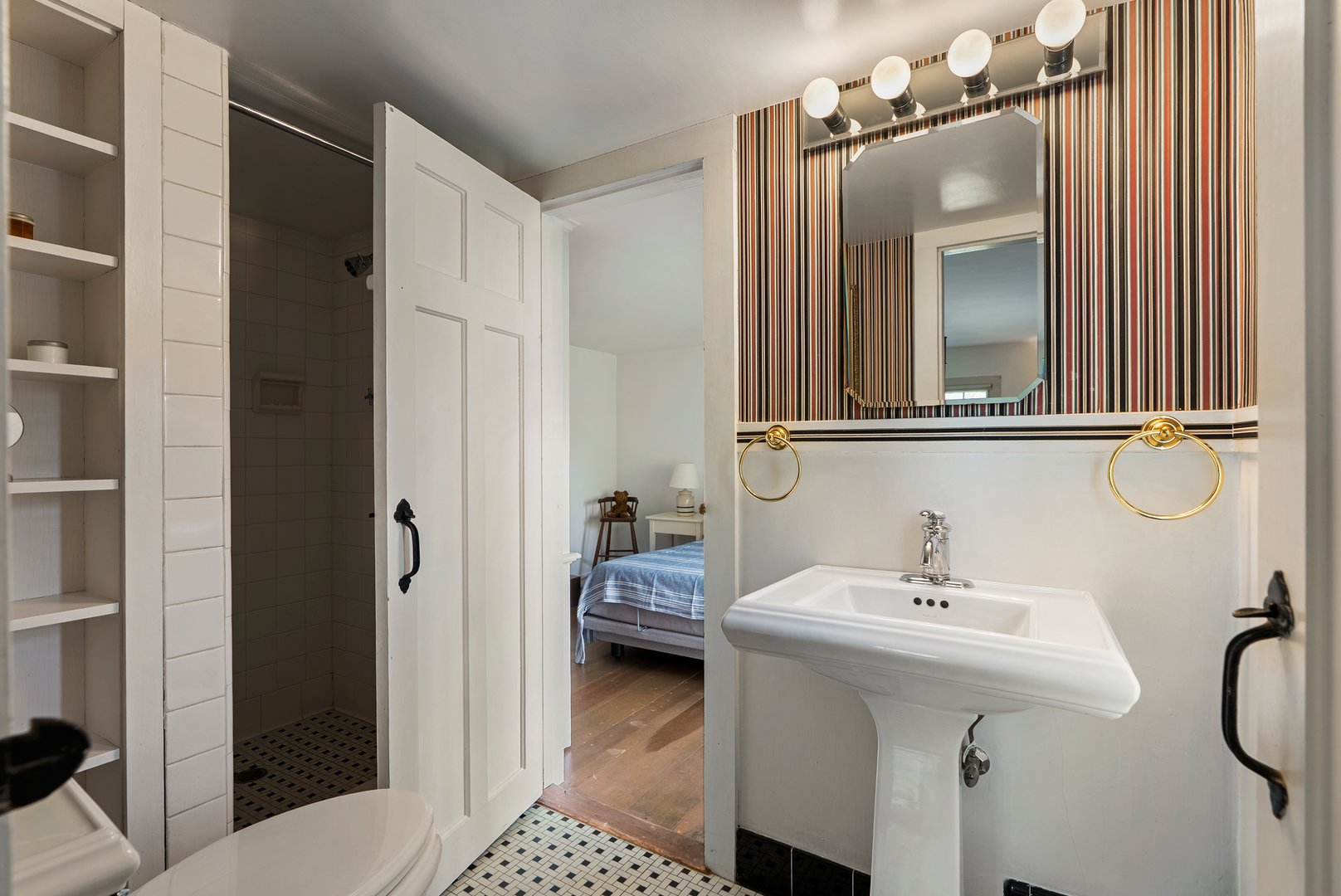 127 Steele Road Photo 25