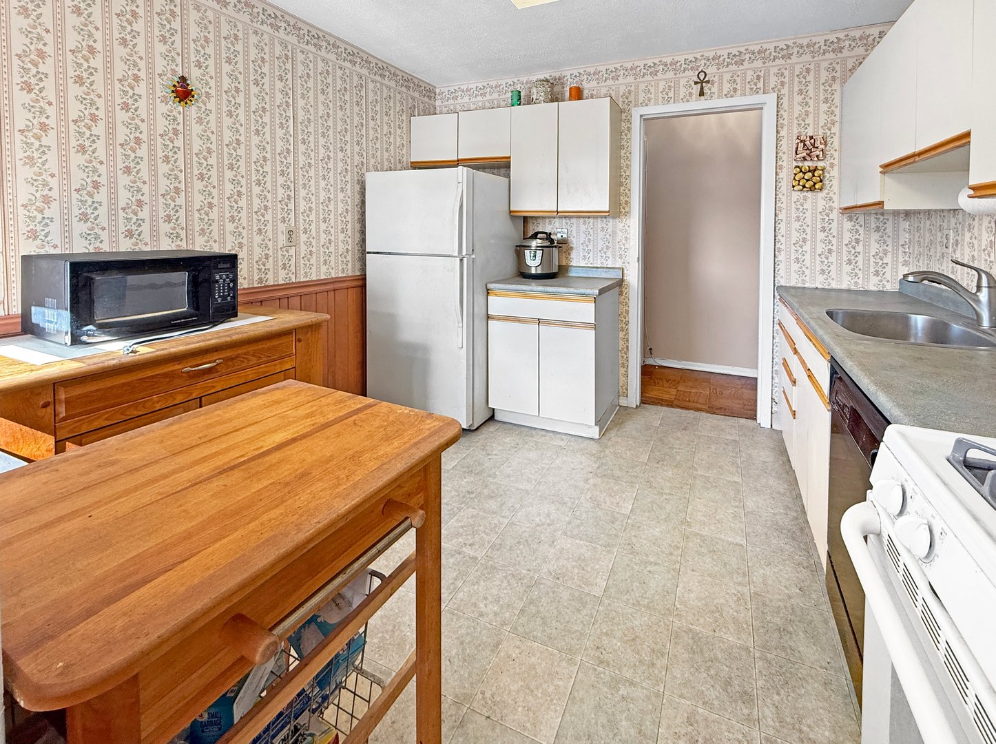 1 Strawberry Hill Court  #8A Photo 6